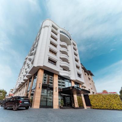 Travancore Court (39/2425B,WARRIAM ROAD,KOCHI MAHATMA GANDHI ROAD 682016 Cochin)