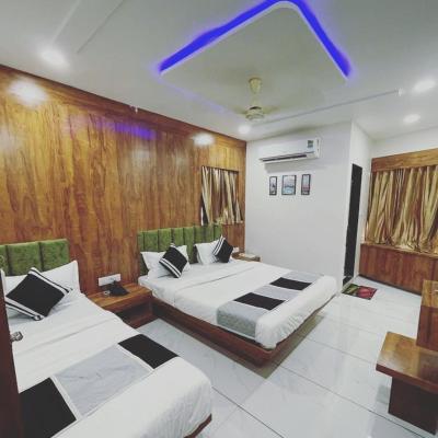 Hotel Lemon I (ABHISHEK 4 BUSINESS HUB  ASARWA BIRGE CIVIL HOSPITAL ROAD ASARWA AHMEDABAD 380016 Ahmedabad)