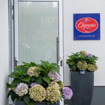 Queens Residenz (Am Schlangengraben,16 13597 Berlin)