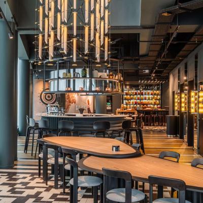 Radisson Hotel Reims (BOULEVARD JULES CÉSAR 11-13 51100 Reims)