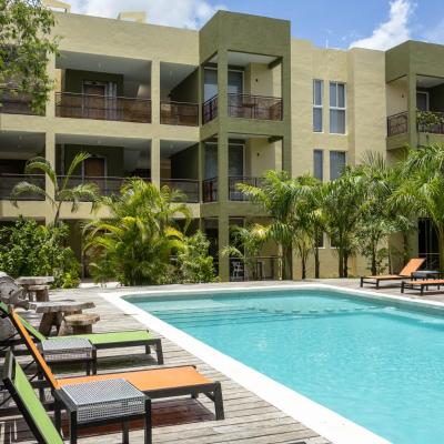 LOL-HA Hotel Boutique (Jesús Martínez Ross SM307 MZ344 LT1 77560 Cancún)