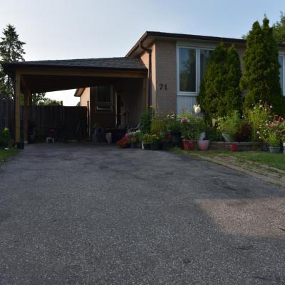 WB01-Cozy Holiday Home (71 Winstanly Crescent M1B 1N3 Toronto)