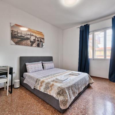 Cozy Best Apartment in city (Via Cesare Beccaria, 74 primo 30175 Venise)