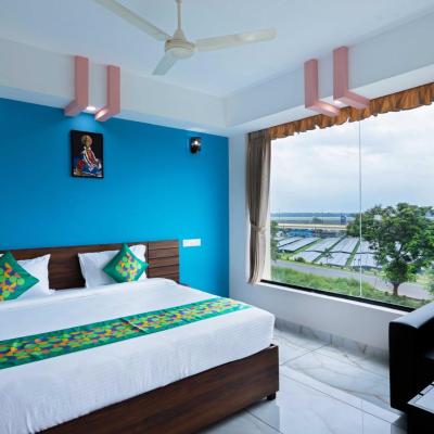 Treebo Airsuite (Airport Road ,CIAL Convention Centre 683589 Cochin)
