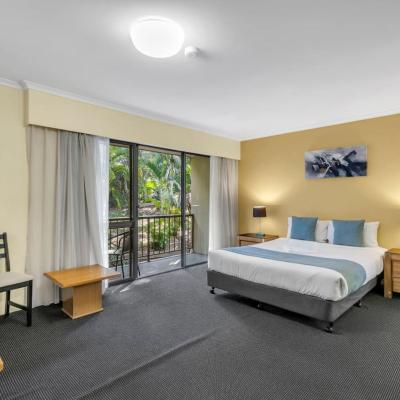 Spacious Room Ideal for Biz and Leisure (Unit 206, 76 Endeavour Street 4074 Brisbane)