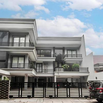 TOS Guest House (Jl. Taman Pulo Asem Utara No.3, RT.8/RW.2, Jati, Kec. Pulo Gadung 3, Jalan Taman Pulo Asem Utara, RW 02, Jati, Pulo Gadung, Jakarta Timur, Daerah Khusus Ibukota Jakarta, Jawa, 13250, Indonesia, Jakarta 13220 Jakarta)