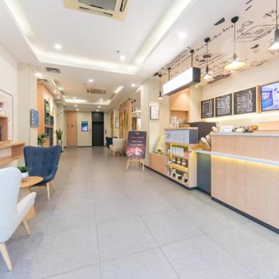 Hanting Hotel Guangzhou Yantang Metro Station (No.149 Yanling Road 510507 Canton)