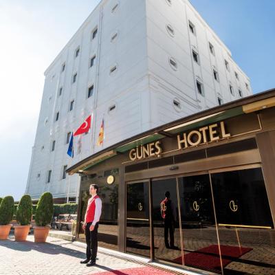 Güneş Hotel Merter (Nadide Cad. Gunay Sok. No:1 Merter 34173 Istanbul)