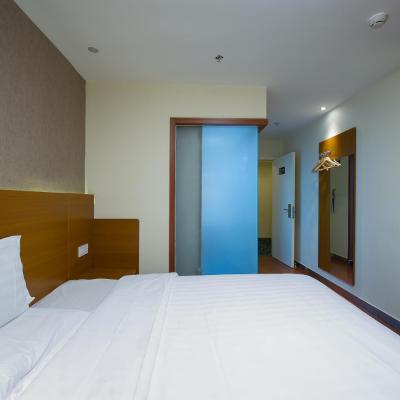 7Days Premium Nanjing Xinjiekou Subway Station (No.38 Zhenghong building Hongwu road,Nanjing 210002 Nankin)