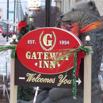 Gateway Inn (4657 W 95th St 60453 Chicago)
