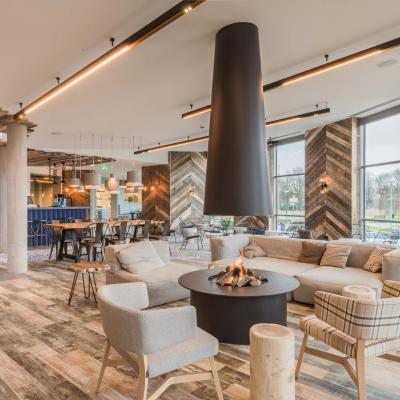 Urban Lodge Hotel (Arlandaweg 10 1043 EW Amsterdam)