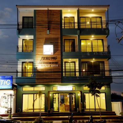 Jerung Hotel (24 Moo 7, Tambon Khuekkhak, Amphoe Takua Pa, Phangnga 82190 Khao Lak)