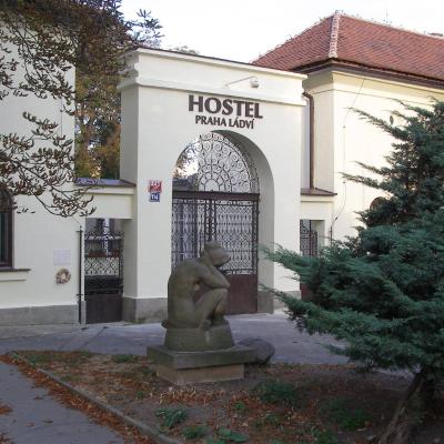 Hostel Praha Ládví (Davídkova 443/114 18200 Prague)