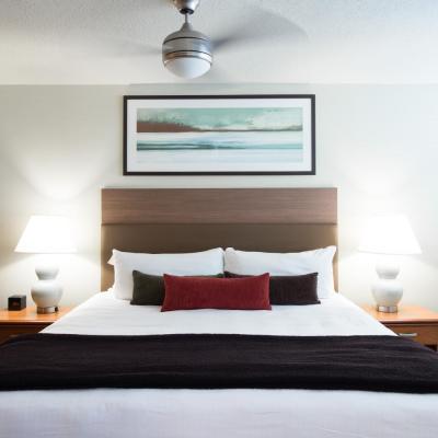 West Coast Suites at UBC (5959 Student Union Boulevard V6T 1K2 Vancouver)