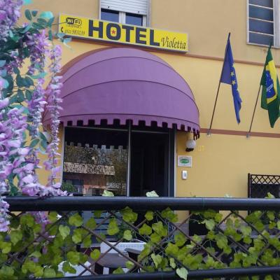 Hotel Violetta (Via Antonio Gramsci 37 43126 Parme)