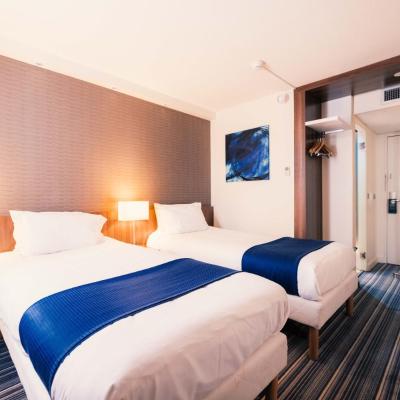 Photo Holiday Inn Express Lille Centre by IHG