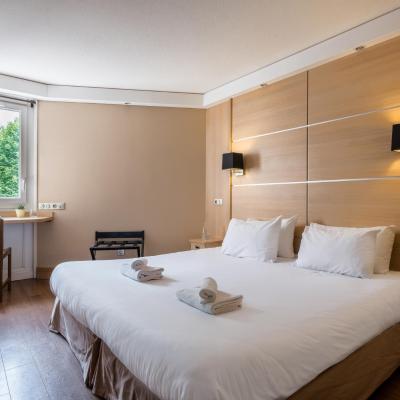 Hotel Novel Restaurant La Mamma (69, Av. De France 74000 Annecy)
