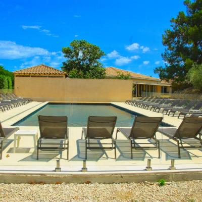 Golden Tulip Avignon Le Paradou (85 Avenue Clément Ader - Zone de l'aéroport 84140 Avignon)