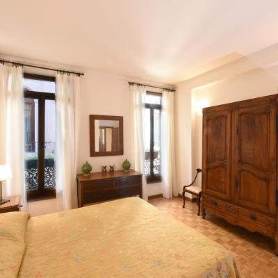 Le Due Corone Bed & Breakfast (San Marco , Calle dei Baloni 203 , 30124 Venezia 30124 Venise)