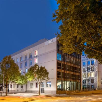 Hotel Lyon-ouest (50, Quai Professeur Paul Sédallian 69009 Lyon)