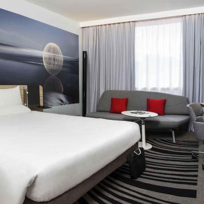 Novotel Limoges Le Lac (2 Avenue d'Uzurat 87280 Limoges)