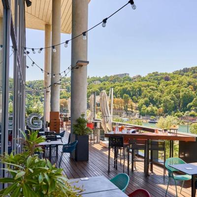 Novotel Lyon Centre-Confluence Bord de Saone (3, rue Montrochet 69002 Lyon)