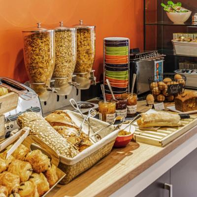 Ibis Styles Reims Centre (21 Boulevard Paul Doumer 51100 Reims)