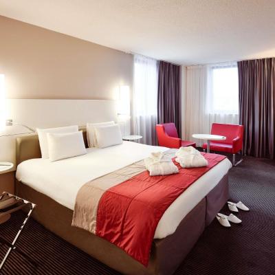 Mercure Lyon Centre Saxe Lafayette (29 Rue de Bonnel 69003 Lyon)