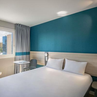 ibis budget Nice Aeroport (455, promenade des Anglais 06200 Nice)