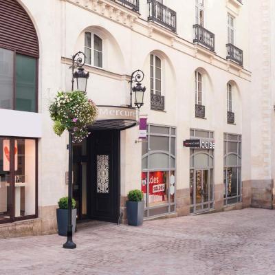 Mercure Nantes Centre Passage Pommeraye (2 rue Boileau 44000 Nantes)