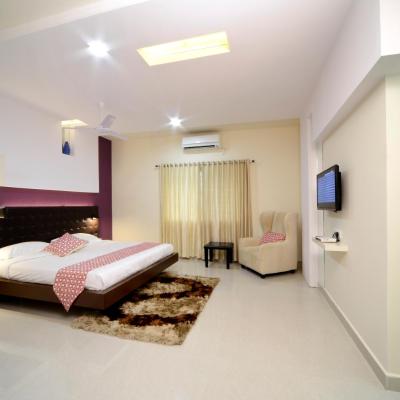 Hotel Serenity La Vista (Plot No. 267/3-A, Patrika Nagar, Madhapur,Hitech city, Hyderabad 500081 Hyderabad)