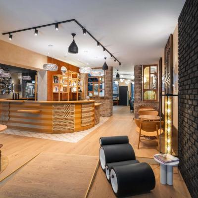 Mercure Lille Centre Vieux Lille (27 rue des Tours 59000 Lille)