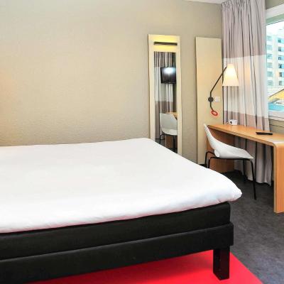 ibis Lyon Centre (51 rue de l'Université 69007 Lyon)