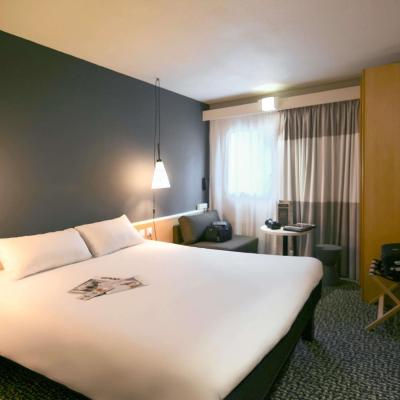 Ibis Nantes la Beaujoire Parc Expo (5 Rue du Moulin de la Halvèque 44300 Nantes)