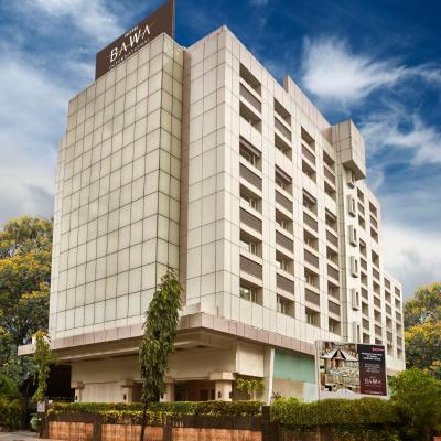 Hotel Bawa International (Near Domestic Airport, Vile Parle East, Nehru road Extension 400099 Mumbai)
