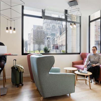 Mercure Amiens Cathédrale (21/23 Rue Flatters 80000 Amiens)