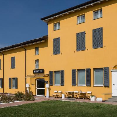 Hotel Forlanini 52 (Via Enrico Forlanini 52 20162 Parme)