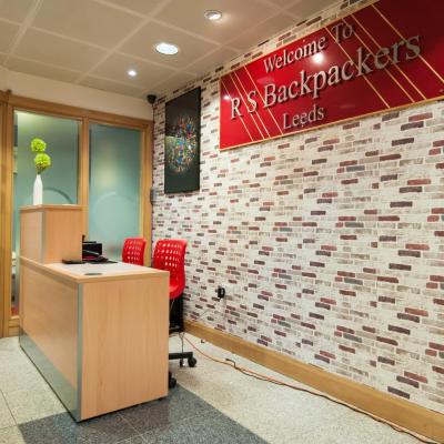 Russell Scott Backpackers Hostel (1 Lisbon Square LS1 4LY Leeds)