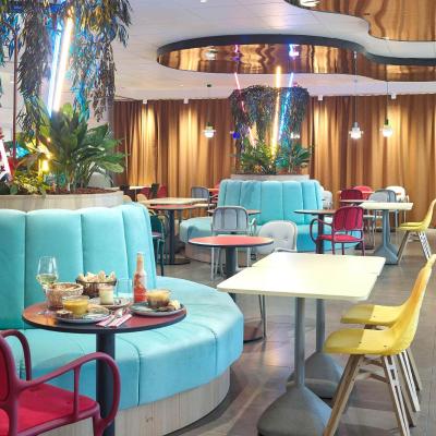 B&B HOTEL Paris 17 Batignolles (4 Boulevard Berthier 75017 Paris)