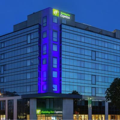 Holiday Inn Express - Rouen Centre - Rive Gauche by IHG (103 Avenue Jean Rondeaux 76100 Rouen)