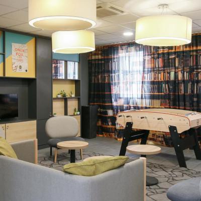 B&B HOTEL Marseille Prado Vélodrome (6 Allée Marcel Leclerc 13008 Marseille)