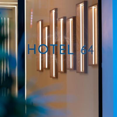 Hotel 64 Nice (64 avenue Jean Médecin 06000 Nice)