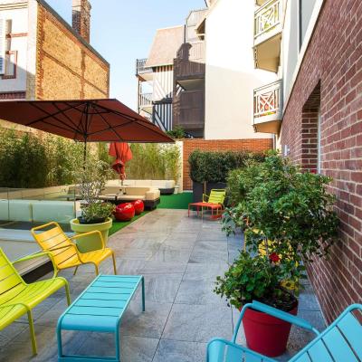 ibis Styles Deauville Centre (10 rue Fossorier 14800 Deauville)