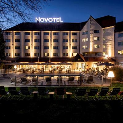 Novotel Beaune (25 avenue Charles de Gaulle  21200 Beaune)