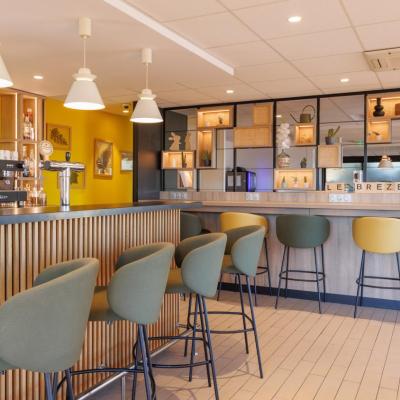 Campanile Clermont Ferrand - Le Brezet (44 Rue Claude Guichard 63000 Clermont-Ferrand)