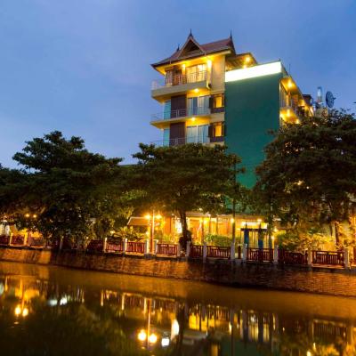 Lamphu Tree House Boutique Hotel (155 Prachatipatai Road, Ban Panthom, Phra Nakorn 10200 Bangkok)