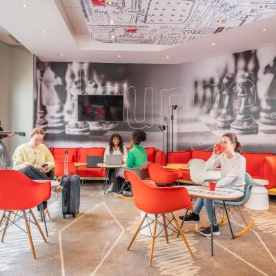 ibis Nantes Centre Tour Bretagne (19 rue Jean Jaurès 44000 Nantes)