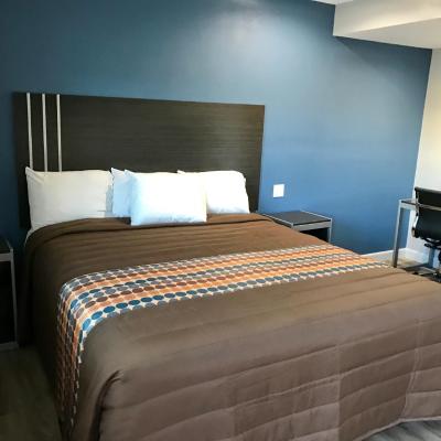 Empire Inn (3220 West Florence Avenue CA 90043 Los Angeles)