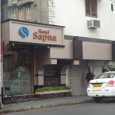 Hotel Sapna (Opp Bhartiya Vidhya Bhawan, Next to Wilson College, Pandita Rama Bhai Road, Girgoan Chowpatty,  400007 Mumbai)