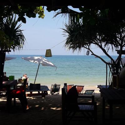 Andaman Bay Bungalow (Relax Bay 44 Moo 2 Saladan Koh lanta Krabi 81150 Koh Lanta)